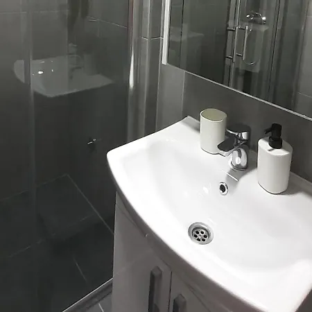 Apartman Una Apartament *